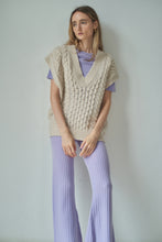 Load image into Gallery viewer, ALEGER Cashmere Blend V-Neck Cable Vest - Shell