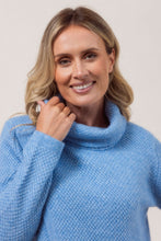 Load image into Gallery viewer, SEE SAW MOSS STITCH COWL KNIT