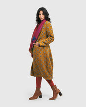 Load image into Gallery viewer, ALEMBIKA COCCON COAT, FLECKS