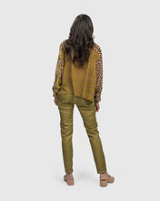 Load image into Gallery viewer, ALEMBIKA Seasonal Mix Shirt