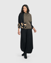 Load image into Gallery viewer, ALEMBIKA JACQUARD FUNNEL NECK TOP