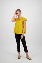 Load image into Gallery viewer, MACJAYS Paris Tour Capri - Black