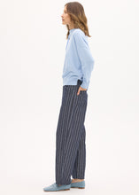 Load image into Gallery viewer, POL ROWAN DRAWCORD KNIT- Blue
