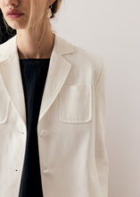 Load image into Gallery viewer, POL LIRA JACKET - WHITE
