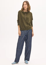 Load image into Gallery viewer, POL ROWAN DRAWCORD KNIT- Green
