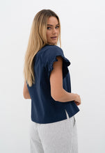 Load image into Gallery viewer, Humidity Lifestyle Spritz Top - Navy

