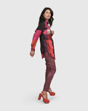 Load image into Gallery viewer, ALEMBIKA Crinkle Shirt - Magenta
