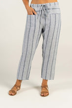 Load image into Gallery viewer, SEE SAW 7/8 Drawstring Pant
