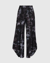Load image into Gallery viewer, ALEMBIKA Signature Punto Pants - 50% OFF
