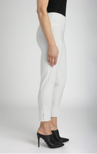 Load image into Gallery viewer, Andiamo Pippa Capri Pant - Star
